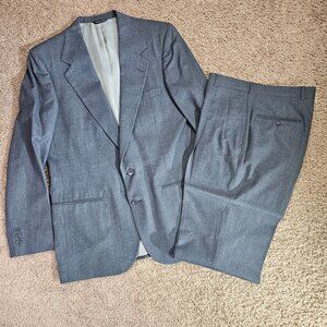Vtg Perry Ellis Mens Suit 2 Pcs Gray Blazer & Pleated Pants Size 40 Virgin Wool